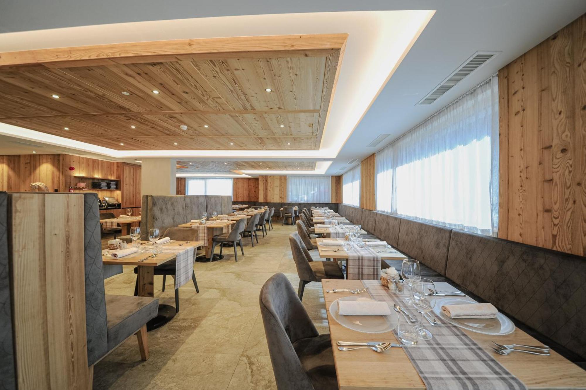 Hotel Italia Corvara In Badia Ngoại thất bức ảnh
